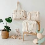 かわいいくま刺繍入りマザーズバッグ - おしゃれで実用的な育児のお供