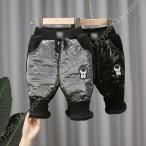 冬の子供服に最適！軽量で暖かいキッズダウンパンツの魅力