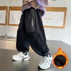 寒い季節の必須アイテム！暖かくておしゃれなキッズ用裏ボアパンツ