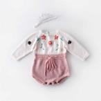 赤ちゃんの肌に優しい！花刺繍が可愛いベビーロンパース