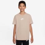 ナイキのジュニアTシャツでスタイルをアップグレード！