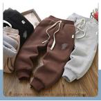 冬の必需品！軽くて暖かいダウンジョガーパンツで快適な毎日を