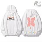 春のカップルコーデ必見！おしゃれなペアルックパーカー特集